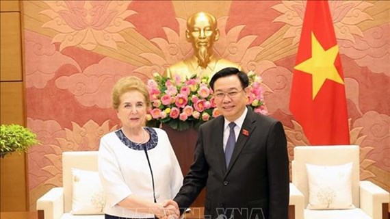 Председатель НС: Вьетнам стремится к укреплению многопланового сотрудничества с Венгрией