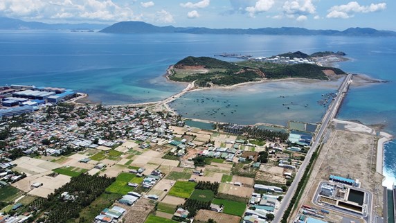 Экономическая зона Ванфонг  - морской экономический центр южного центрального побережья