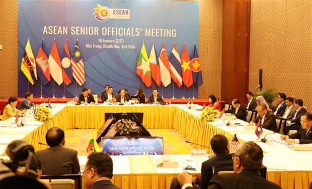 Старшие должностные лица АСЕАН встретились в преддверии встречи AMM hinh anh 1