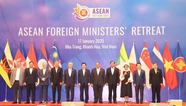 АСЕАН 2020: встреча министров иностранных дел АСЕАН hinh anh 1