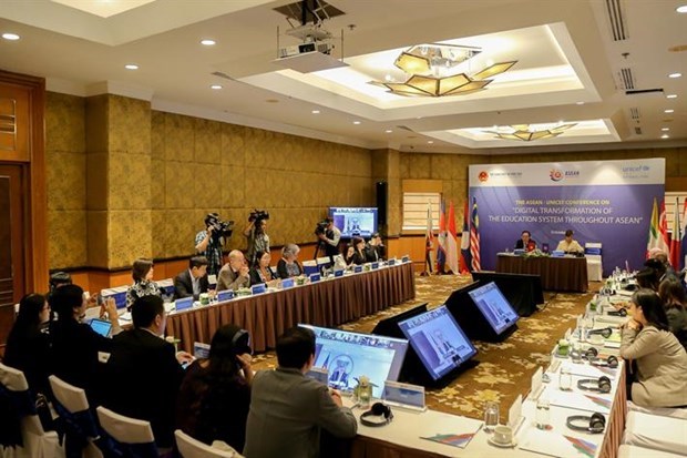 10 стран АСЕАН обсудили цифровую трансформацию в образовании hinh anh 1