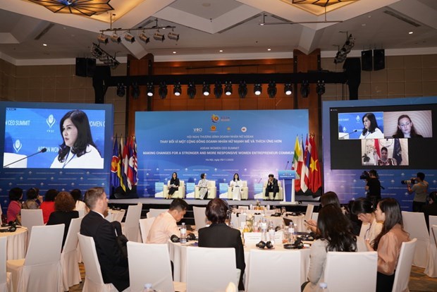 Саммит женщин-предпринимателеи АСЕАН и вьетнамские “женщины-генералы” hinh anh 3