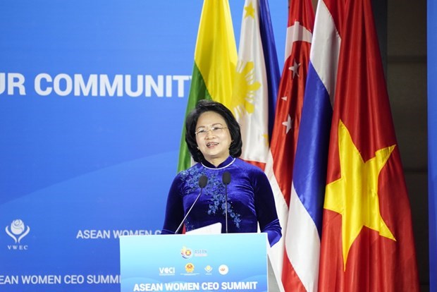 Саммит женщин-предпринимателеи АСЕАН и вьетнамские “женщины-генералы” hinh anh 1
