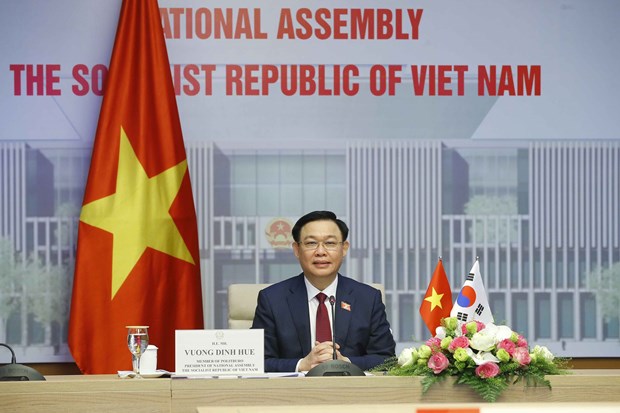 Председатель НC провел онлаин-переговоры с председателем Национального собрания Кореи hinh anh 1