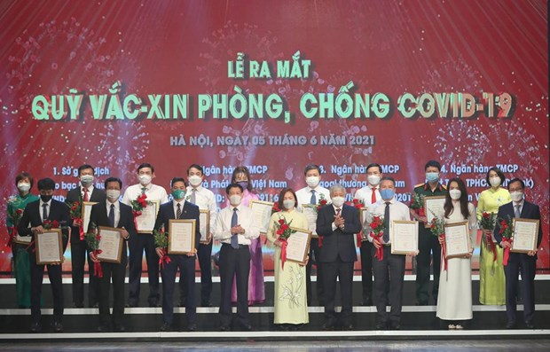 Вместе за здоровыи Вьетнам - к победе над эпидемиеи COVID-19 hinh anh 1