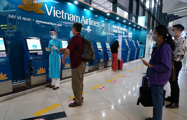 Vietnam Airlines получила сертификат 5 звезд за борьбу с COVID-19 hinh anh 1