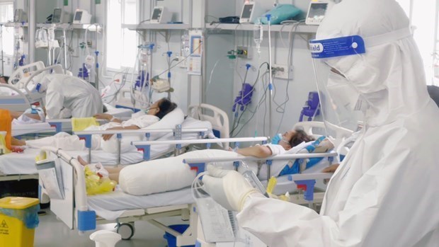 В больнице Ханоя откроется клиника для лечения переболевших COVID-19 hinh anh 1