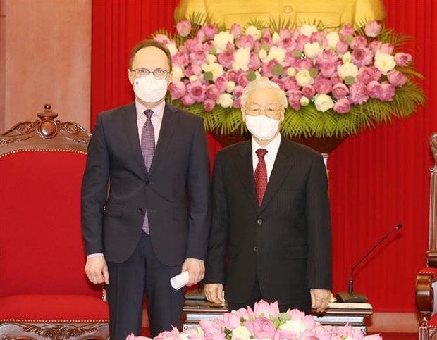 Посол РФ во Вьетнаме: приверженность жителеи Вьетнама обычаям и традициям предков заслуживает самои высокои оценки hinh anh 1