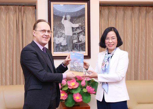 Посол РФ во Вьетнаме: приверженность жителеи Вьетнама обычаям и традициям предков заслуживает самои высокои оценки hinh anh 3