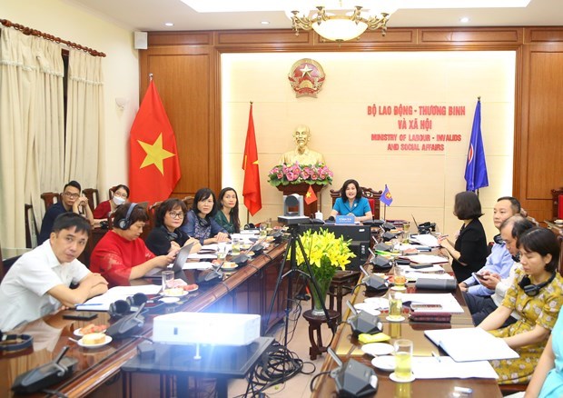 Вьетнам обязался продвигать гендерное равенство и расширять права и возможности женщин hinh anh 1