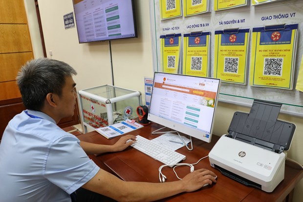 Бакжанг способствует развитию цифрового правительства, построению «умного» города hinh anh 2