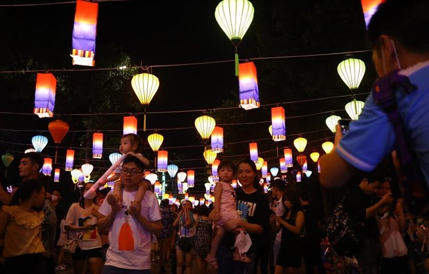 Фестиваль «Культурная дорога дружбы Вьетнам-РК»: наслаждение кореискои традиционнои музыкои «Самулнори» hinh anh 1