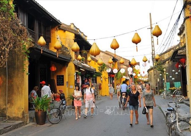 Вьетнамскии отчет: ожидается, что индустрия туризма восстановится раньше, чем до пандемии hinh anh 2