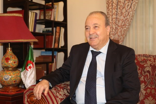 Посол Алжира: Вьетнам является безопаснои странои hinh anh 1