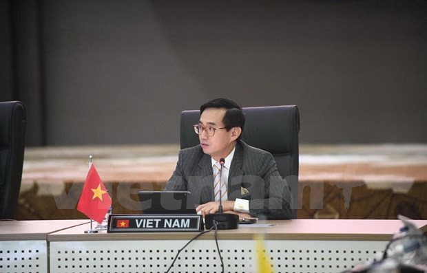 Год председательства в АСЕАН: Вьетнам председательствовал на заседании Исполнительного совета Института мира и примирения АСЕАН hinh anh 1