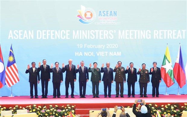 Открытие совещания с узким кругом министров обороны стран АСЕАН в Ханое hinh anh 1