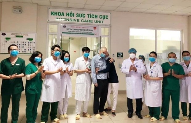 Еще 22 излеченных случая от COVID-19 во Вьетнаме hinh anh 1
