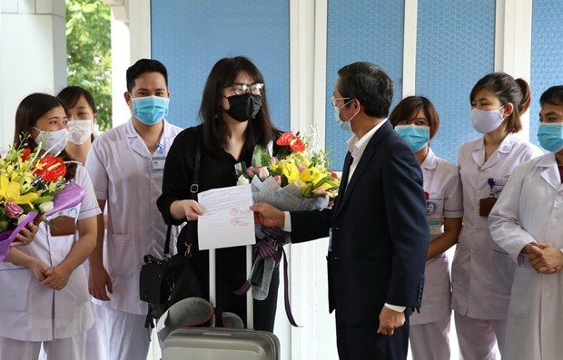 Выписаны 3 пациента с COVID-19 в провинциях Ниньбинь, Куангнинь hinh anh 1