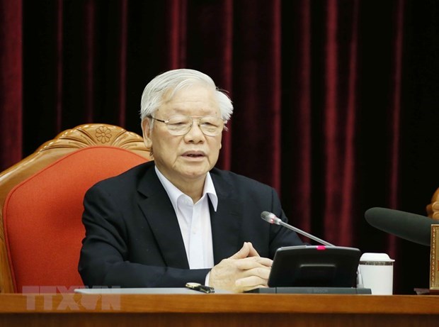 Генеральныи секретарь Нгуен Фу Чонг: Некоторые вопросы, требующие особого внимания, при подготовке кадров к XIII съезду КПВ hinh anh 1