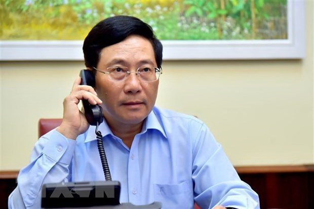 Министры иностранных дел Вьетнама и Италии провели телефонные переговоры hinh anh 1