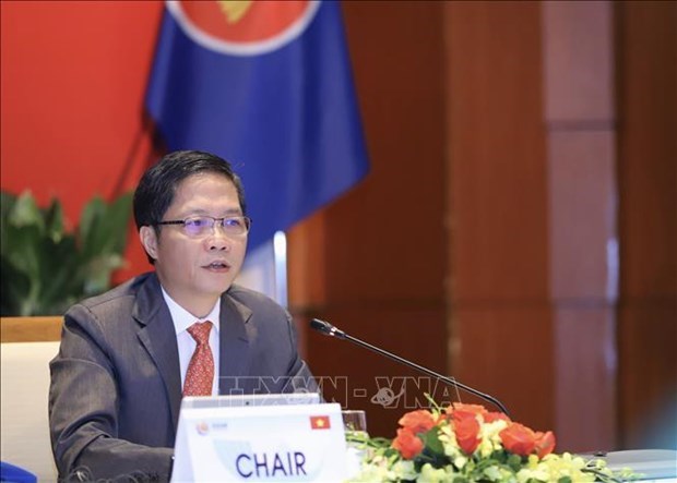 Региональные министры ищут способы облегчить торговлю АСЕАН hinh anh 1