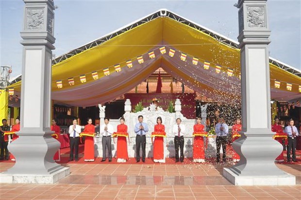 Торжественное открытие храма памяти дяди Хо и павших героев провинции Куангбинь hinh anh 1