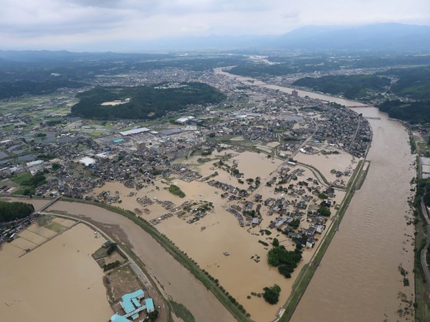 Заявление министров иностранных дел АСЕАН о недавних наводнениях и оползнях в Японии hinh anh 1