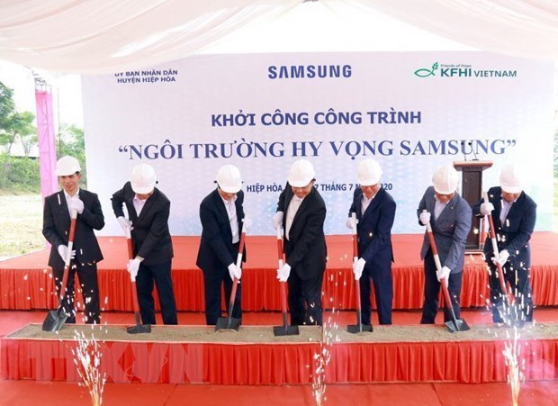 Samsung Вьетнам надеется, что школа надежды поможет нуждающимся студентам Бакжанга hinh anh 1