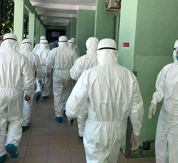 Отважные врачи направляются в Дананг, чтобы бороться с пандемиеи hinh anh 1