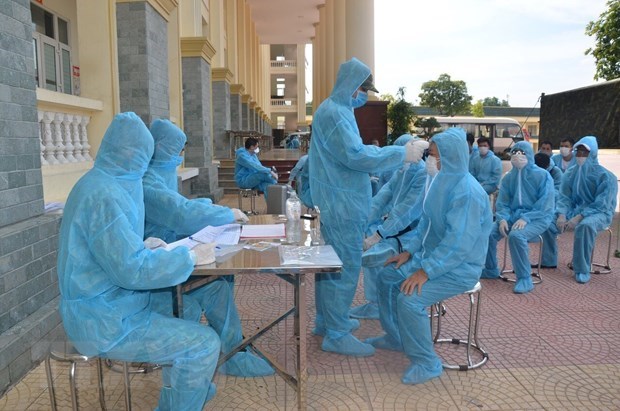 Вьетнам сообщает об очереднои смерти от COVID-19 и 20 новых случаях заболевания hinh anh 1
