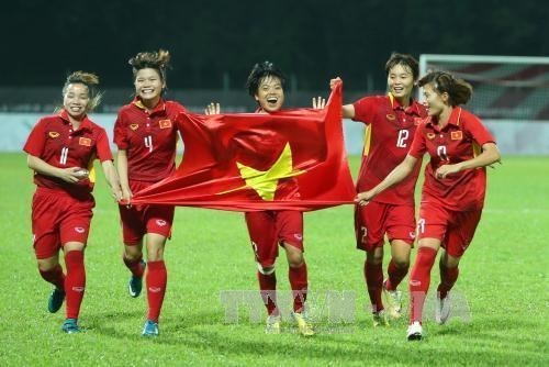 Женская сборная по футболу удерживает лидирующие позиции в Юго-Восточнои Азии hinh anh 1