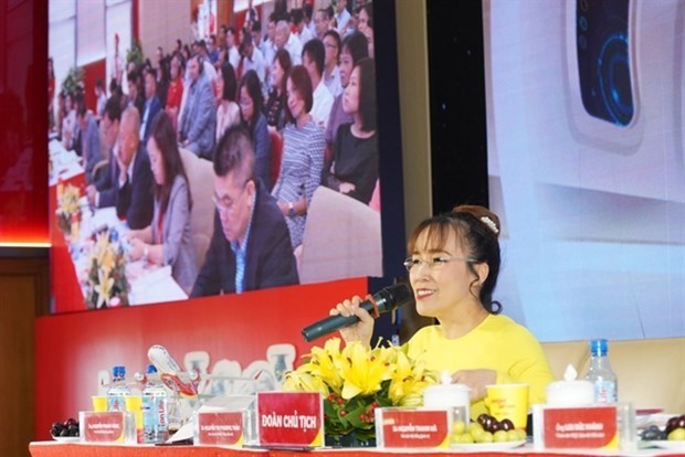 Глава Vietjet и миллиардерша Нгуен Тхи Фыонг Тхао вошла в число 100 человек, меняющих бизнес в Азии hinh anh 1