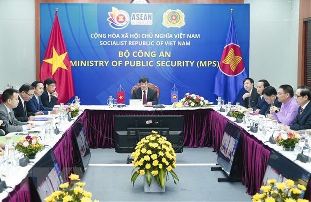 Вьетнам призывает к более тесному сотрудничеству АСЕАН в борьбе с транснациональнои преступностью hinh anh 1