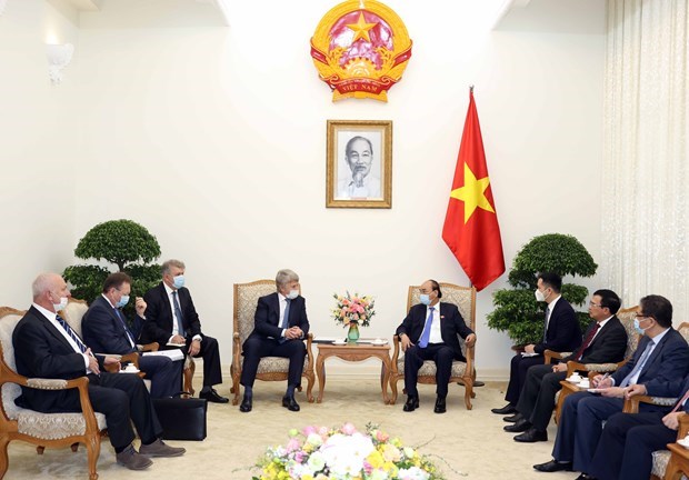 Премьер-министр подчеркивает большие возможности для россииских инвесторов во Вьетнаме hinh anh 1