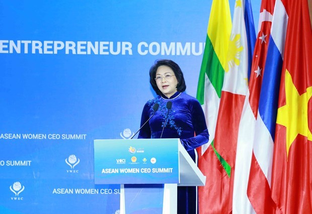 Вице-президент призывает к солидарности деловых женщин АСЕАН hinh anh 1