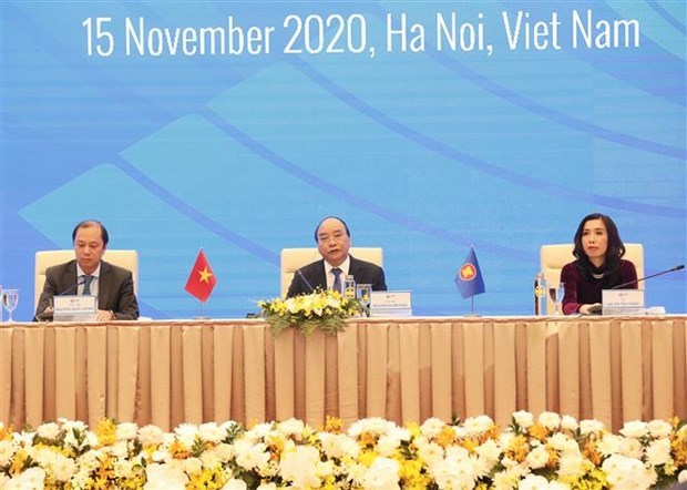 Премьер-министр подчеркнул успех 37-го Саммита АСЕАН и связанных с ним мероприятии hinh anh 1