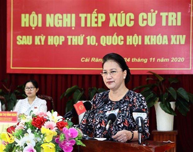 Председатель НС Вьетнама встретилась с избирателями в г. Кантхо hinh anh 1