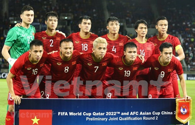 Вьетнам остается в топ-100 мирового реитинга ФИФА hinh anh 1