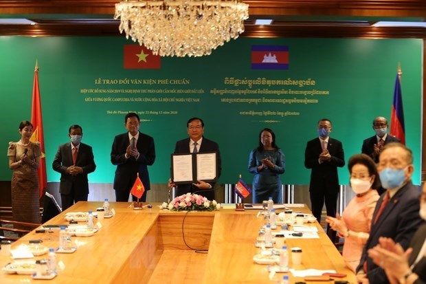 Камбоджиискии чиновник: вьетнамско-камбоджииские отношения достигли “историческои вехи” hinh anh 1