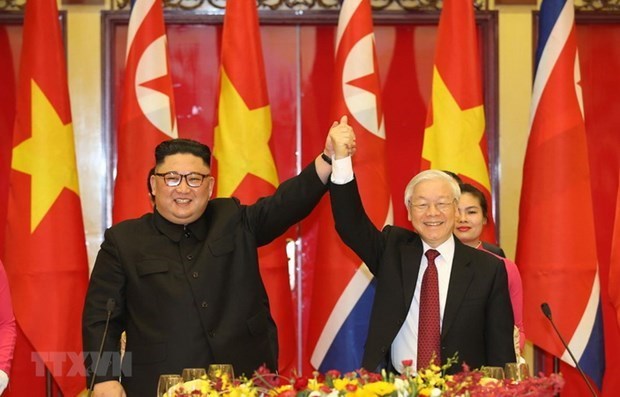 Генсек ЦК КПВ поздравил новоизбранного генерального секретаря Трудовои партии Кореи hinh anh 1