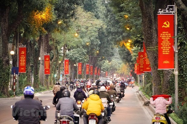 Ханои преображается в преддверии XIII всевьетнамского съезда Компартии hinh anh 1