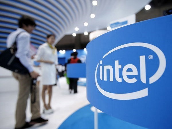 Корпорация Intel повысила инвестиции в компанию Intel Products во Вьетнаме hinh anh 1