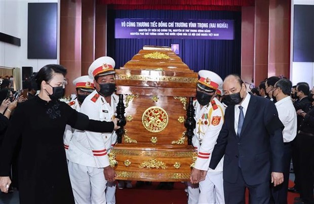 Панихида и похороны бывшего заместителя премьер-министра Чыонг Винь Чонга hinh anh 1