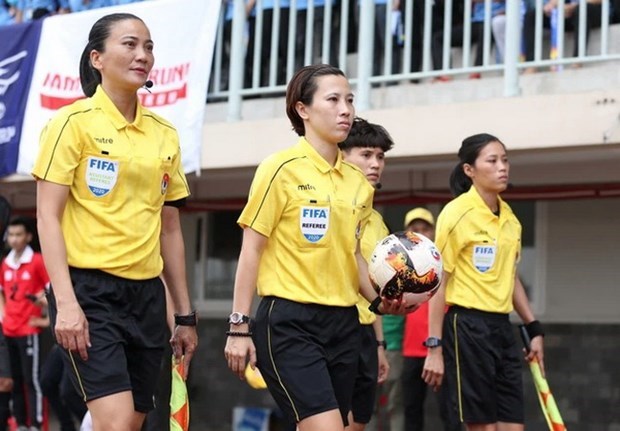 Две вьетнамки среди кандидатов в судьи чемпионата мира по футболу среди женщин 2023 года hinh anh 1