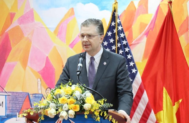 Президент США выдвигал бывшего посла во Вьетнаме на должность помощника госсекретаря по Восточнои Азии hinh anh 1