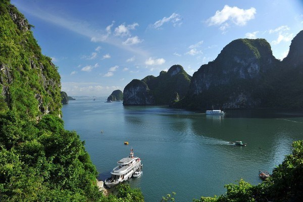 Иностранные ютуберы помогают продвигать туризм во Вьетнаме hinh anh 1