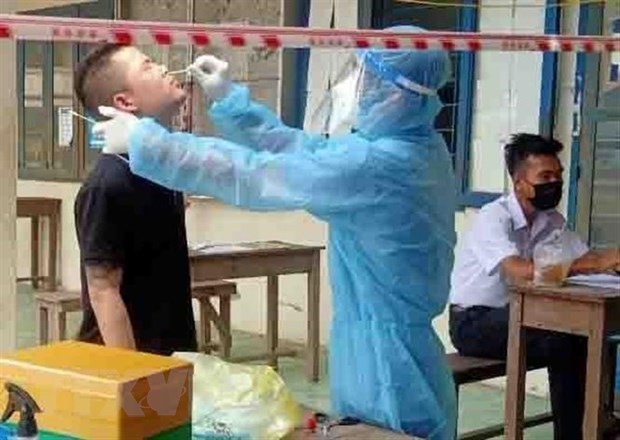 Эпидемия COVID-19: во Вьетнаме зафиксировано 6 новых случаев, 33 пациента объявлены вылеченными hinh anh 1
