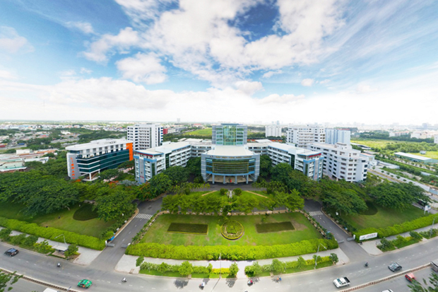 Четыре вьетнамских университета включены в реитинг THE Impact Rankings 2021 - Университет Хоашен получил оценку в 4-звездочныи стандарт QS Stars hinh anh 1