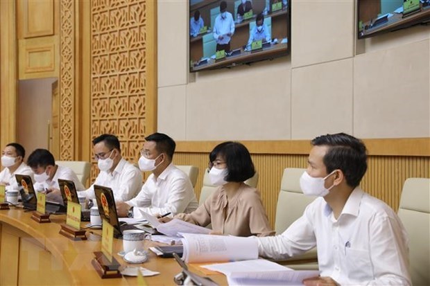 Премьер-министр Фам Минь Тьинь провел первое очередное заседание правительства hinh anh 3