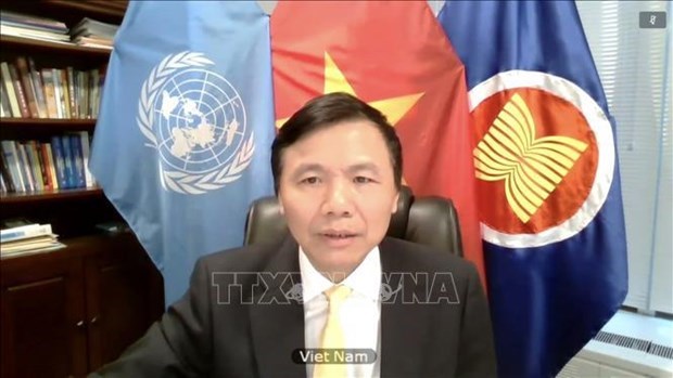 Вьетнам призывает к усилению защиты детеи в вооруженных конфликтах от воздеиствия пандемии hinh anh 1